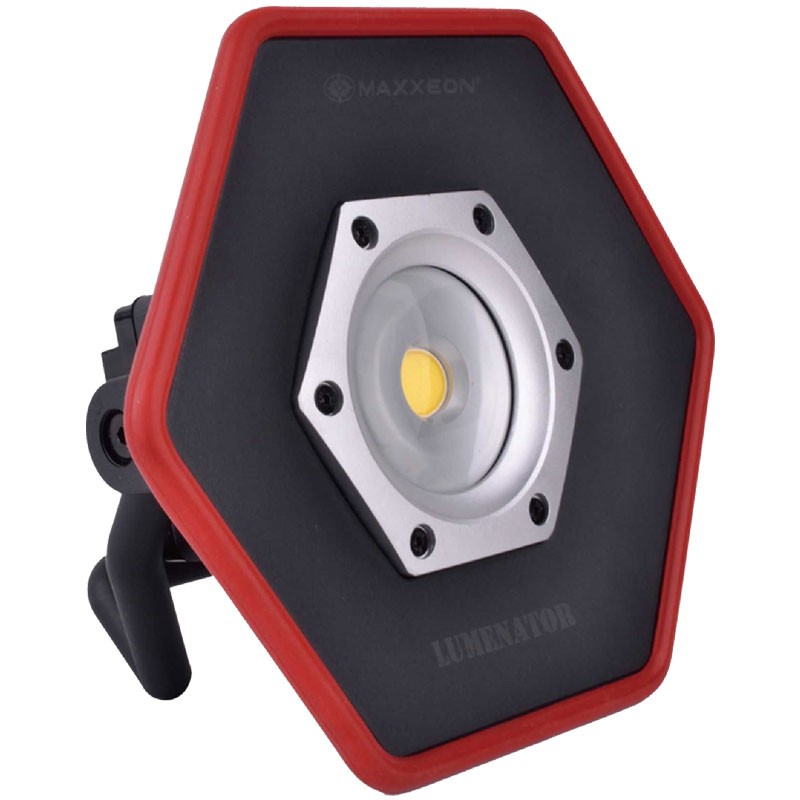 Maxxeon WorkStar® 5210 LUMENATOR® Jr Area Light